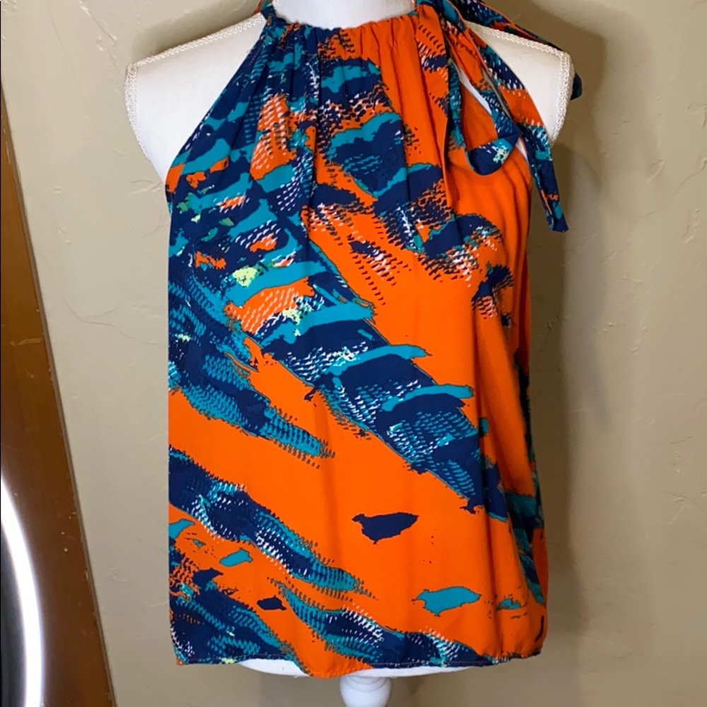 Sleeveless beautiful multicolor blouse